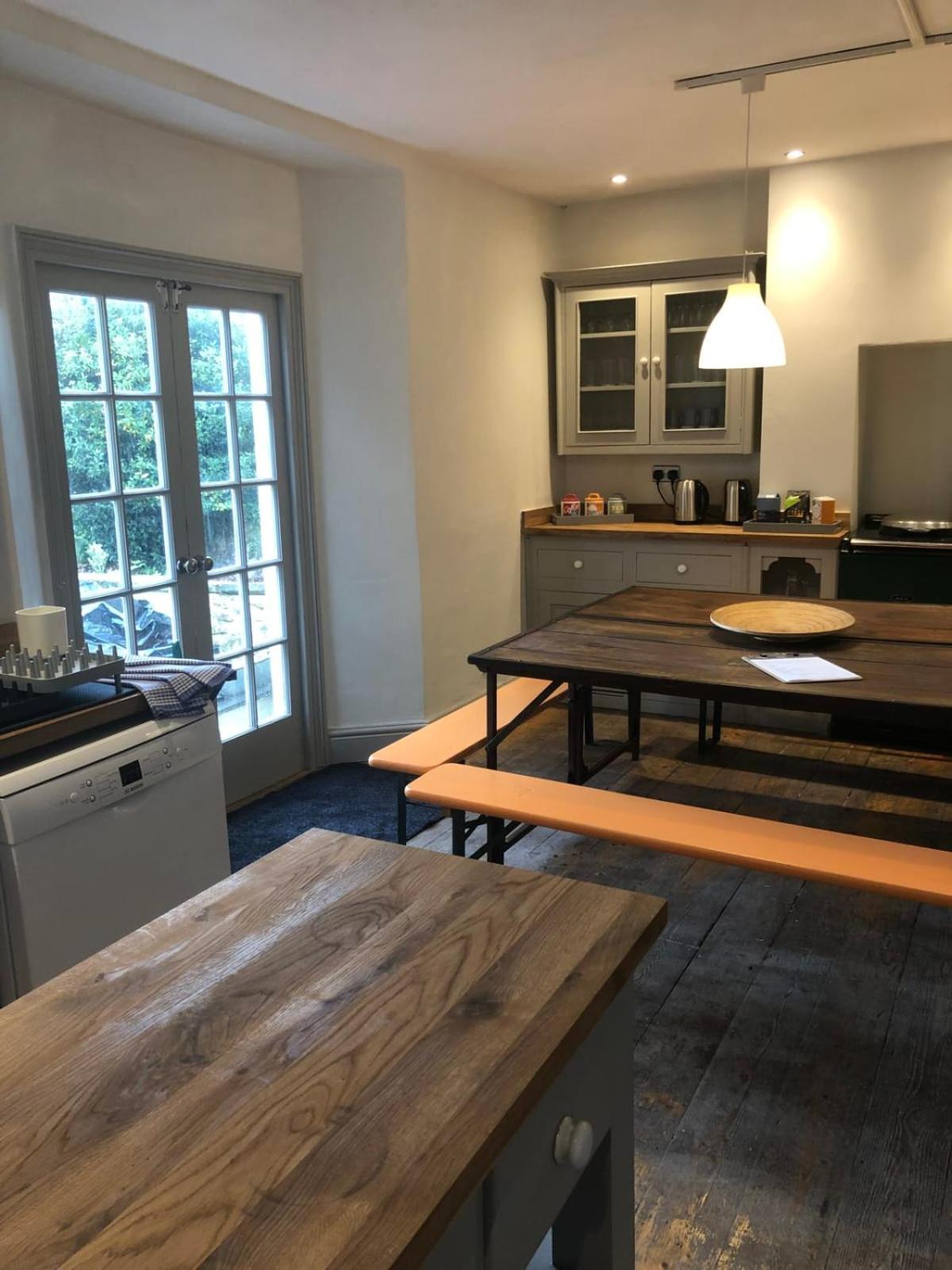 Higgihaus 7 Bed Sleeps Up To 18 Big Groups Best Location بريستول المظهر الخارجي الصورة