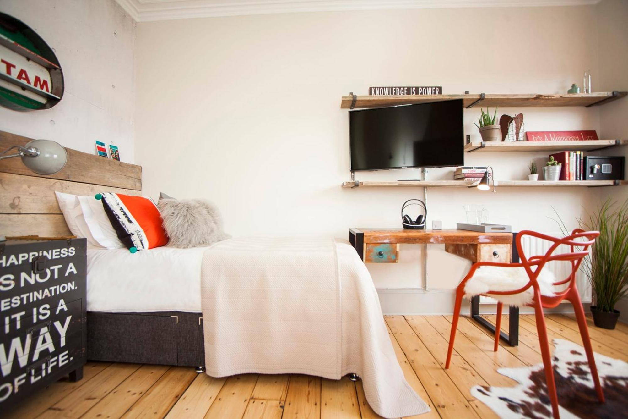 Higgihaus 7 Bed Sleeps Up To 18 Big Groups Best Location بريستول المظهر الخارجي الصورة